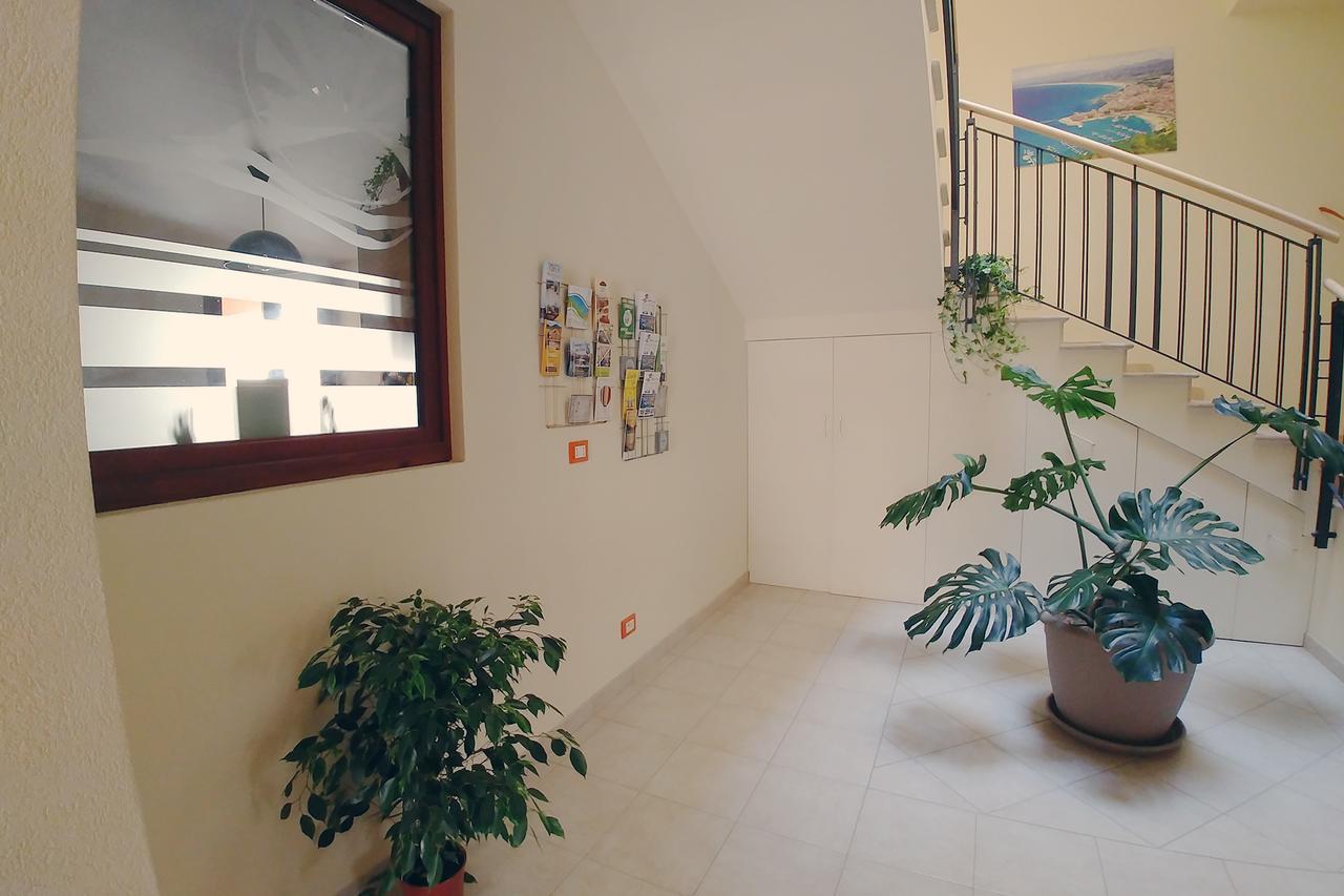 Bed & Breakfast Tiziana Кастеламаре дел Голфо Екстериор снимка